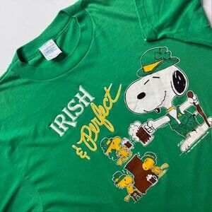 Vintage Peanuts Shirt Mens L Green Snoopy Woodstock Irish Perfect 80s USA Tee